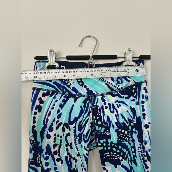 Lilly Pulitzer Cropped Luxletic Leggings Blue and Teal S - Picture 3 of 8